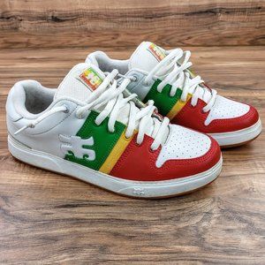 I path Skater Shoe, Excellent Condition!